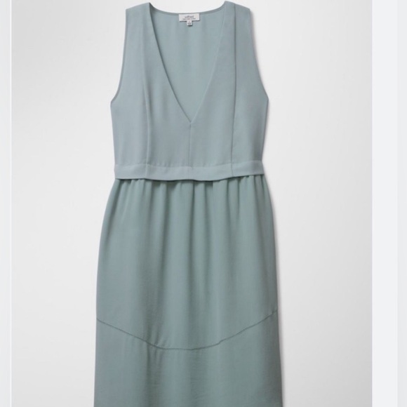 Wilfred Dresses & Skirts - Size 4 seafoam green Wilfred dress.